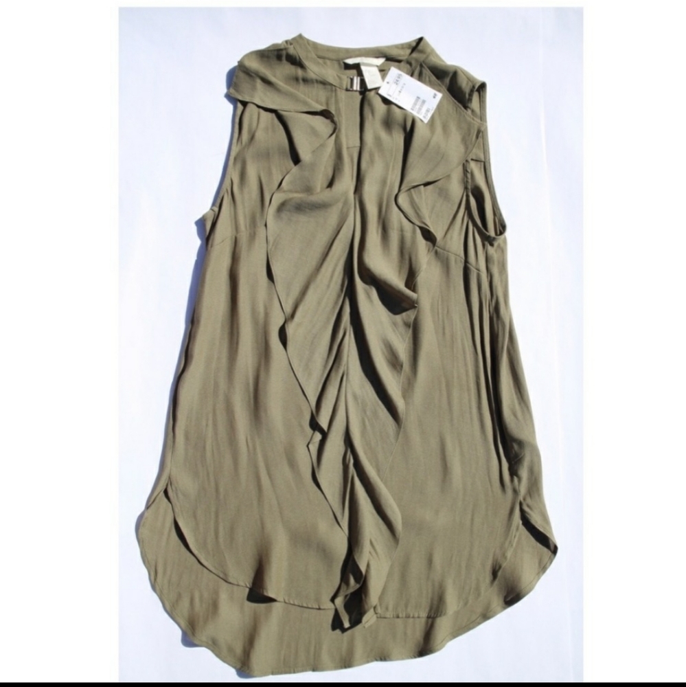 H&M NWOT Green Blouse